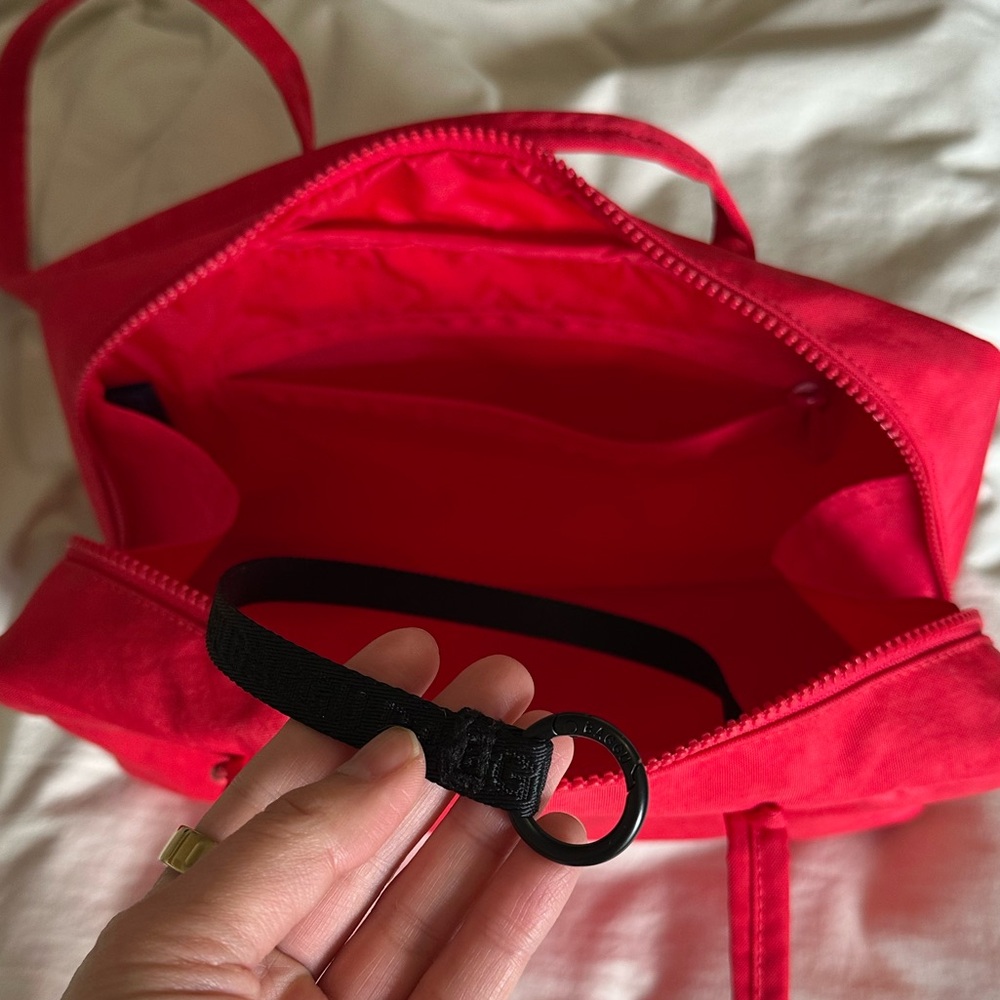 BAGGU Candy Apple Regular Bowler Bag - Picture 9 of 10